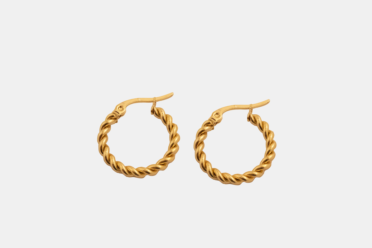Dalia Hoops