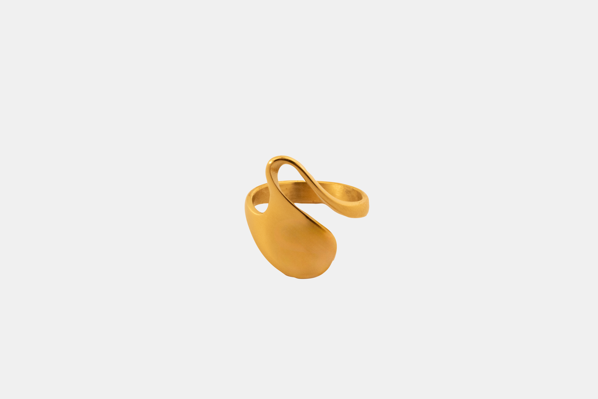 Ava Ring
