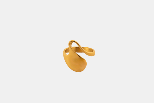 Ava Ring