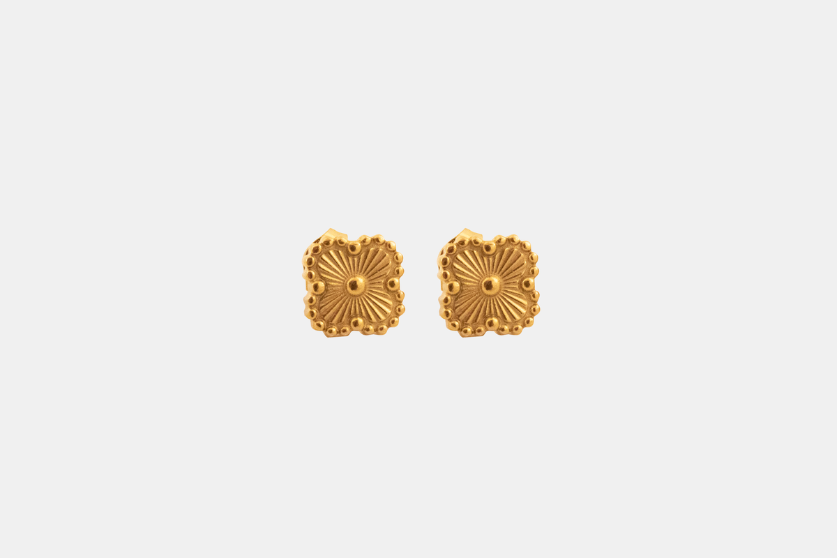 Antonella Studs